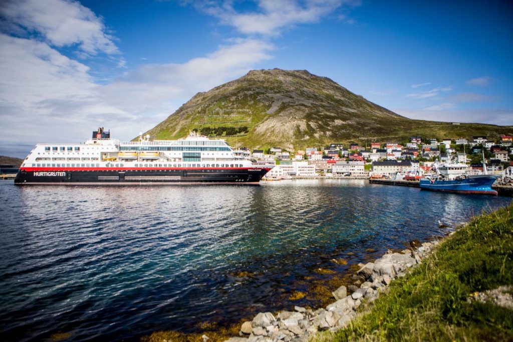 Hurtigruten cruise
